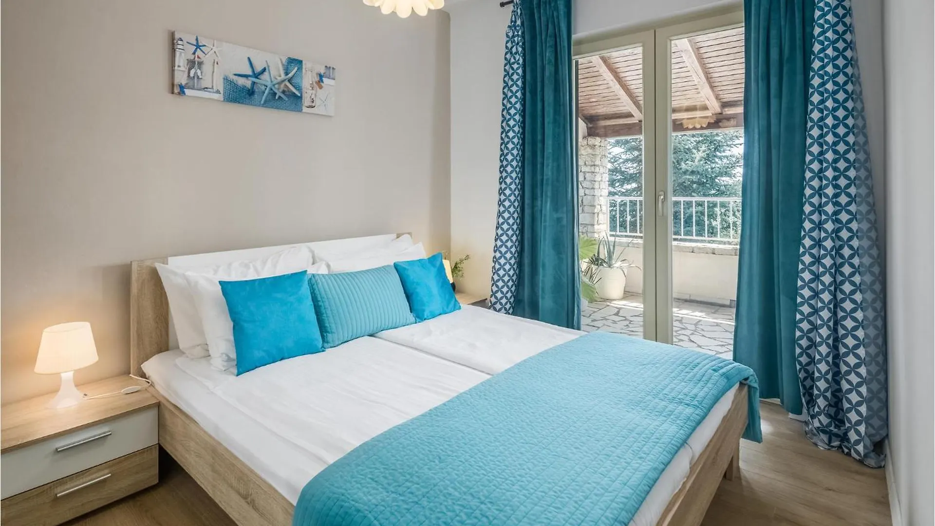4 Bedroom Stunning Home In Žbandaj 0*,  كرواتيا